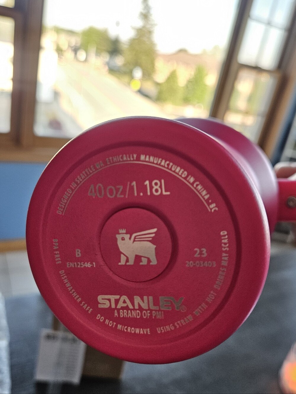Stanley Pink Quencher H2.0 Travel Tumbler with Handle - Picture 3 of 3